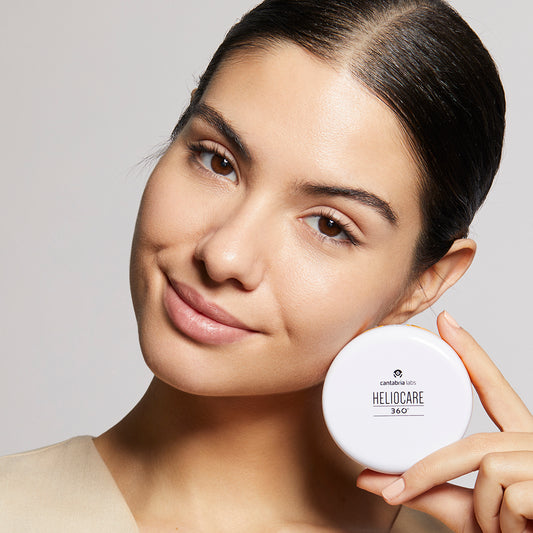 HELIOCARE 360° Kompaktpūderis bez eļļas SPF50, 10g